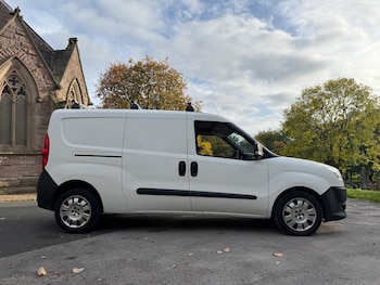 Used Fiat Doblo 2015 for sale - 76246211: Photo 3