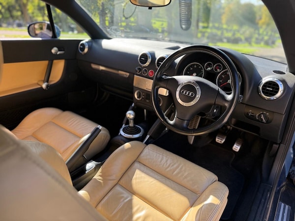 Used Audi TT 2003 for sale - 76286988: Photo 14