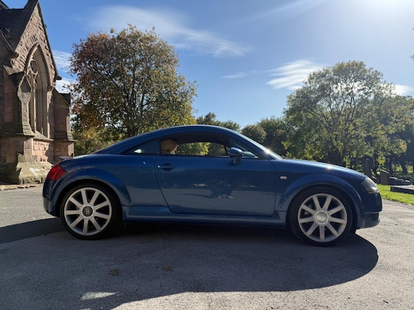 Used Audi TT 2003 for sale - 76286988: Photo 3