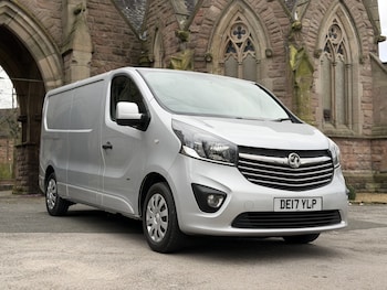 Used Vauxhall Vivaro 2017 for sale - 77997276: Photo