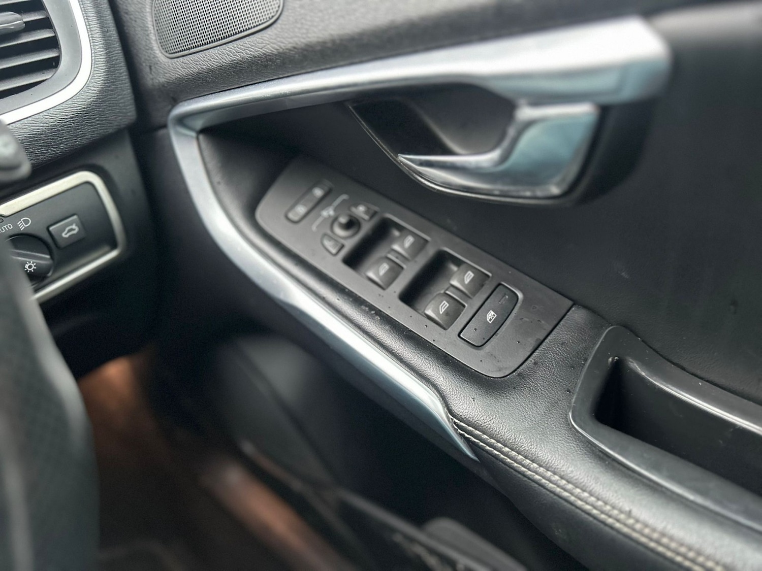 Used Volvo V40 Cross Country 2026 for sale - 78060501: Photo 9