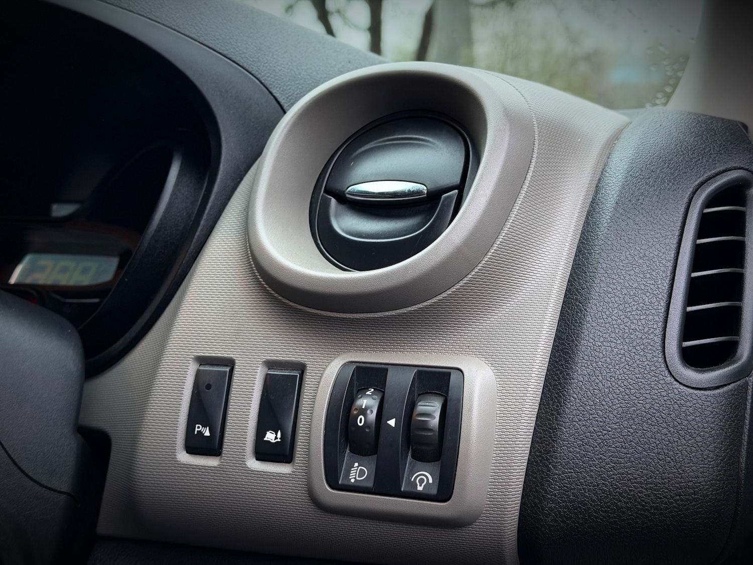 Used Renault Trafic 2015 for sale - 77159294: Photo 24