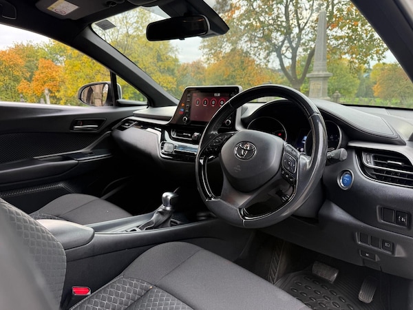 Used Toyota C-HR 2021 for sale - 76286977: Photo 13