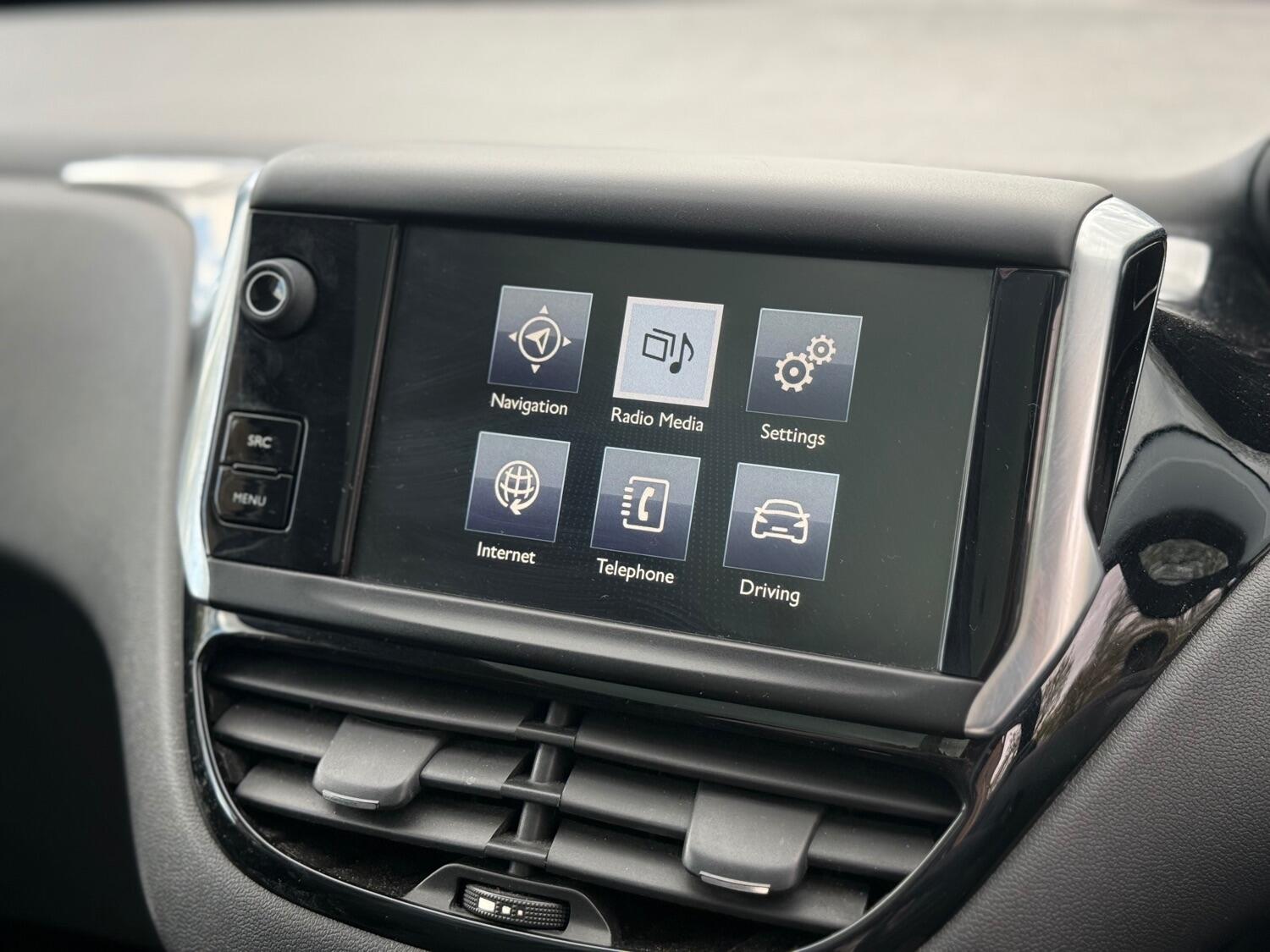 Used Peugeot 208 2015 for sale - 77080745: Photo 18