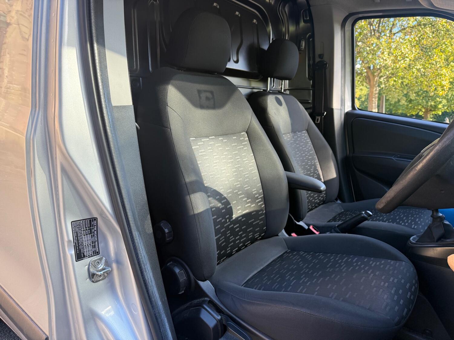 Used Vauxhall Combo 2018 for sale - 76082766: Photo 11