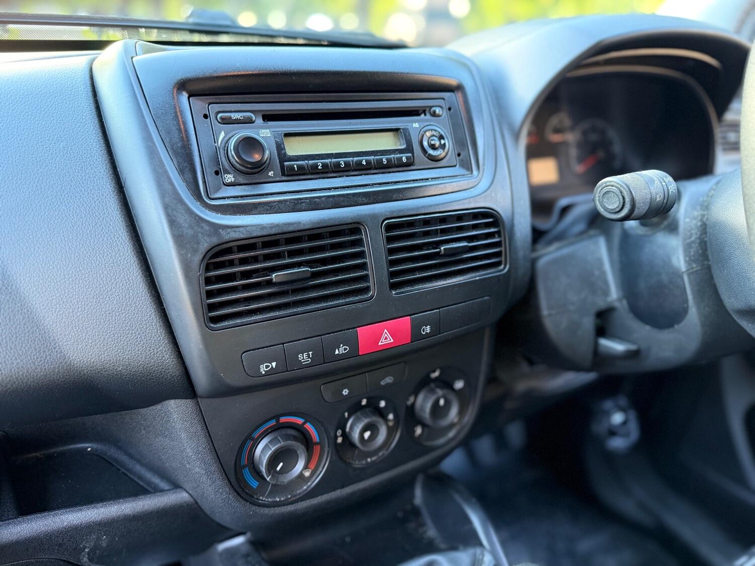 Used Vauxhall Combo 2018 for sale - 76082766: Photo 14