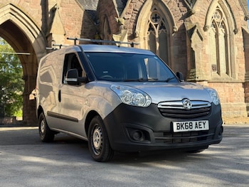 Used Vauxhall Combo 2018 for sale - 76082766: Photo 3