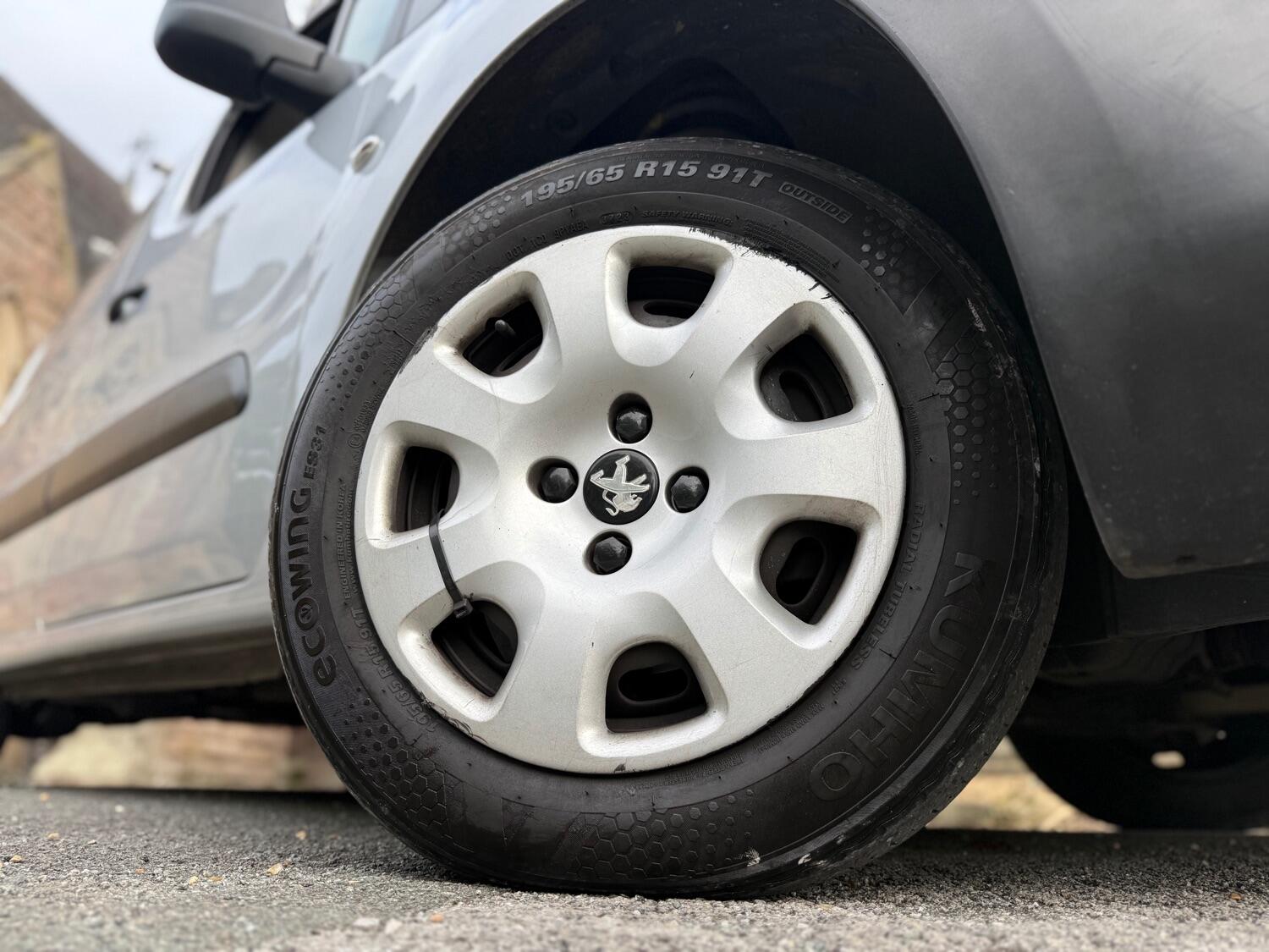 Used Peugeot Partner 2016 for sale - 76082626: Photo 11