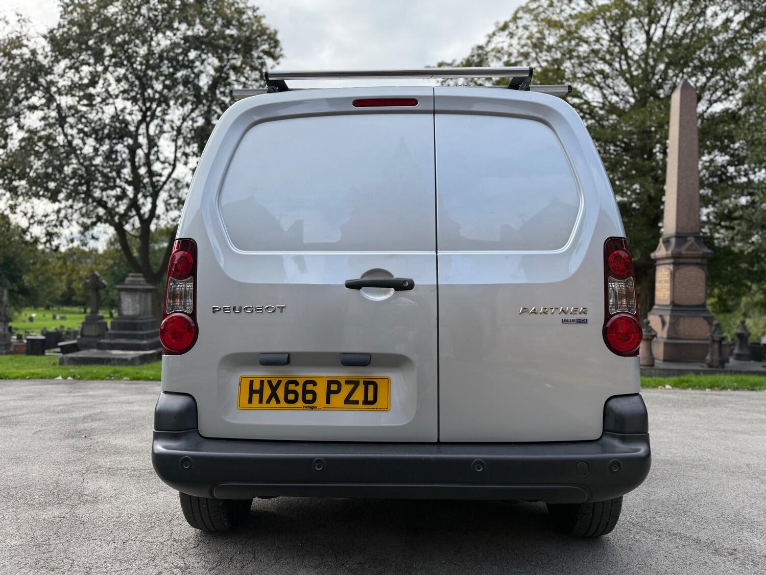 Used Peugeot Partner 2016 for sale - 76082626: Photo 6