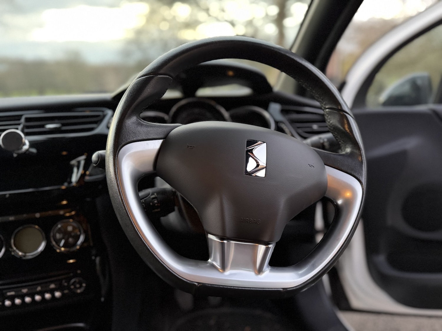 Used Citroen DS3 2014 for sale - 77991586: Photo 13