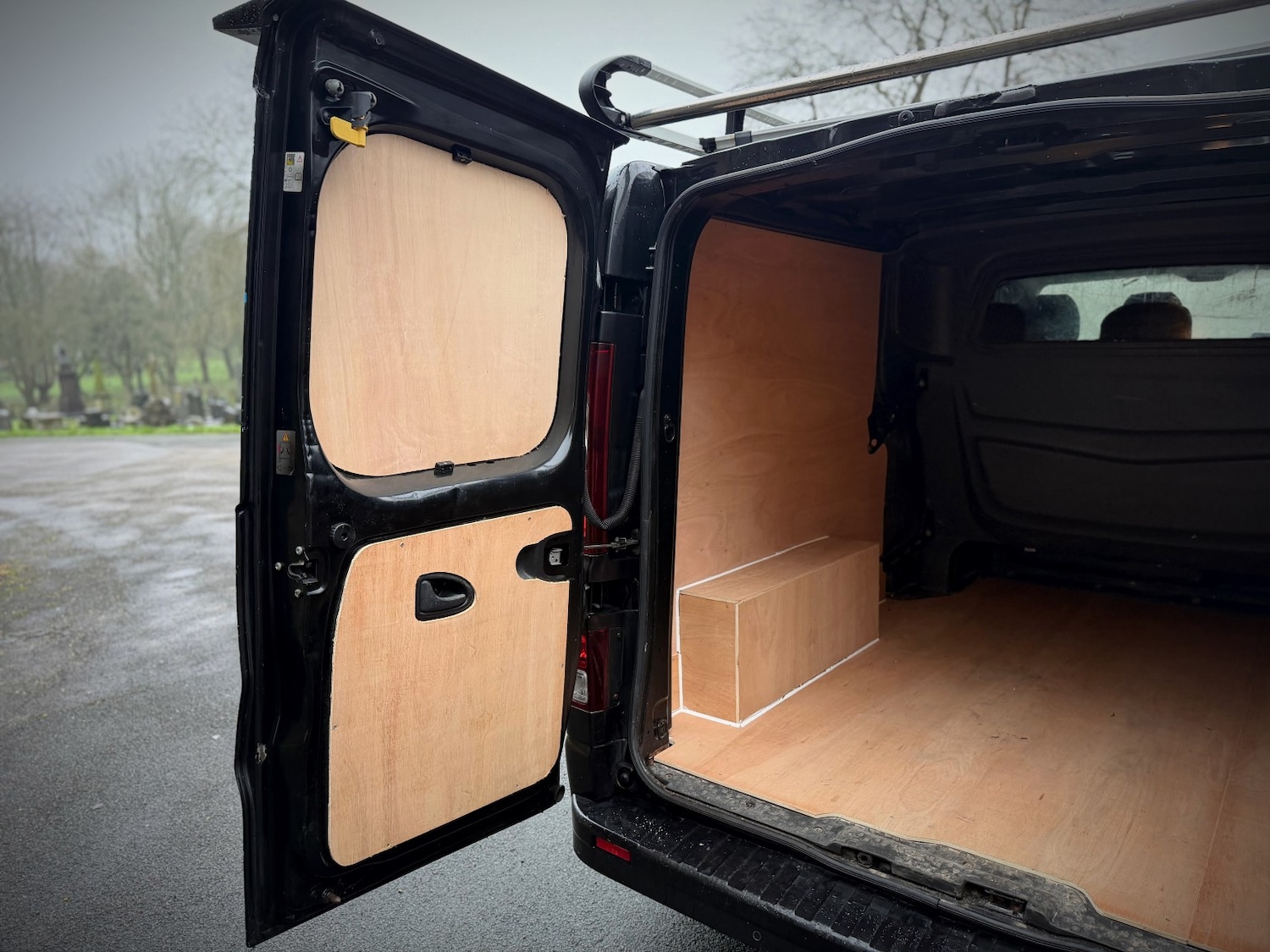 Used Vauxhall Vivaro 2015 for sale - 77159303: Photo 17