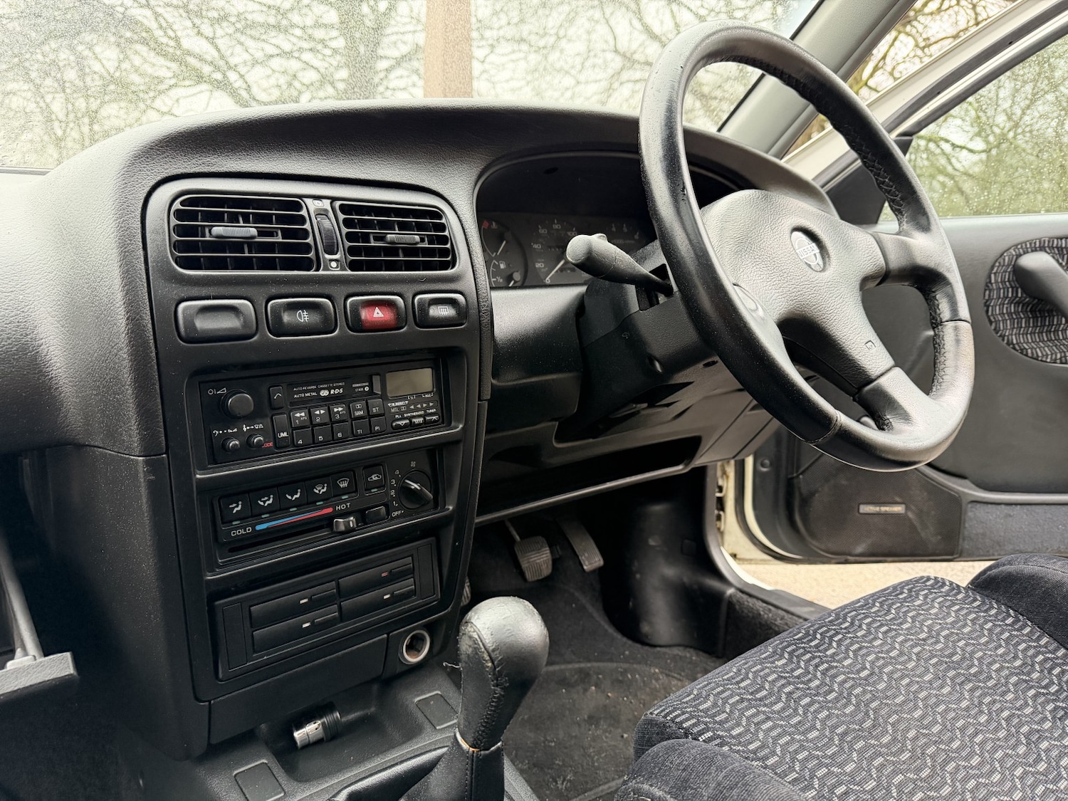 Used Nissan Primera 1990 for sale - 77350136: Photo 26