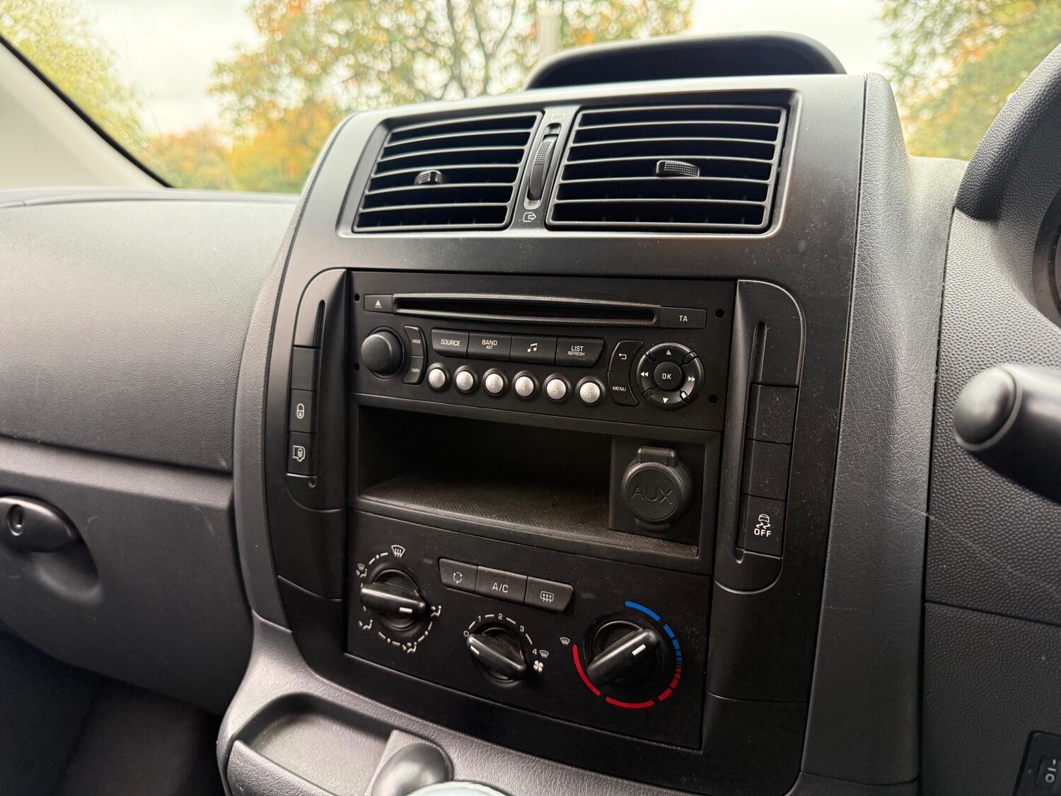 Used Peugeot Expert 2015 for sale - 76286974: Photo 16