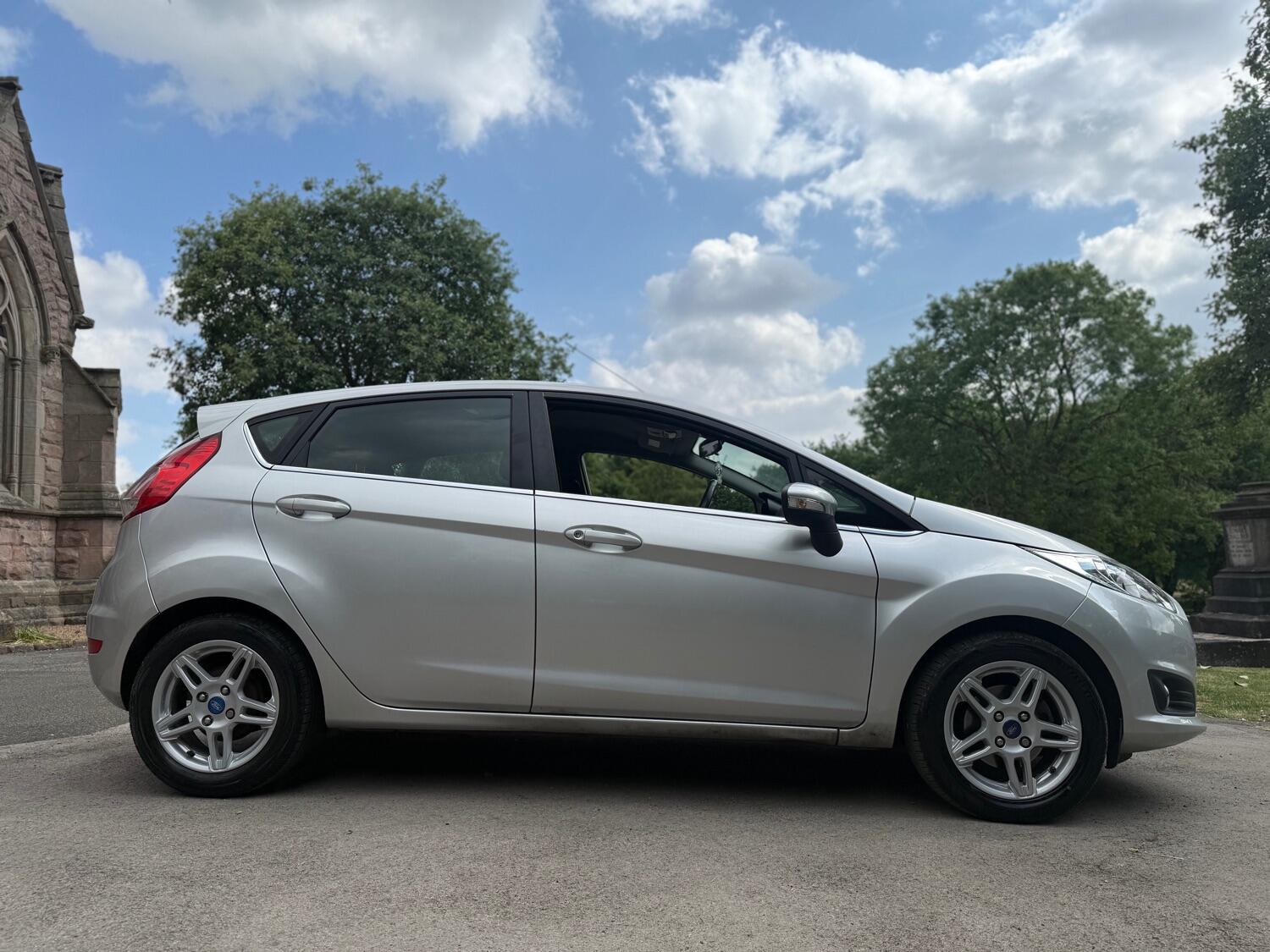 Used Ford Fiesta 2013 for sale - 77991624: Photo 3