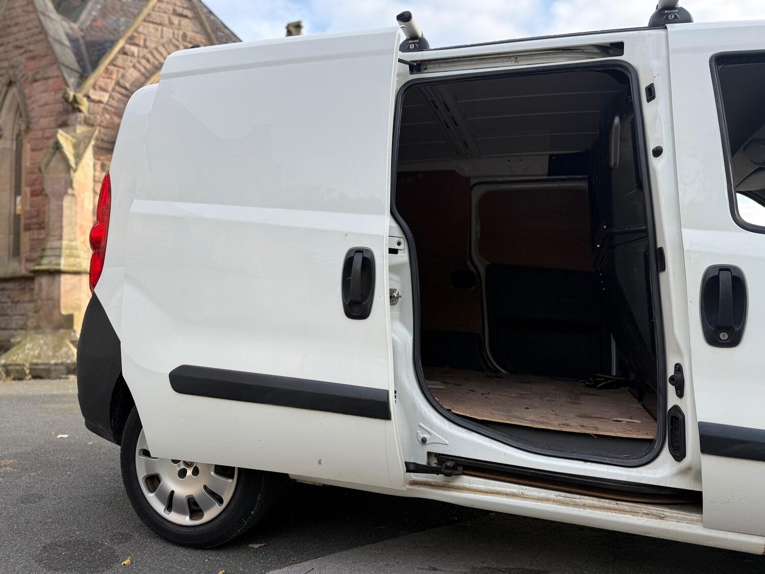 Used Fiat Doblo 2015 for sale - 76769451: Photo 10