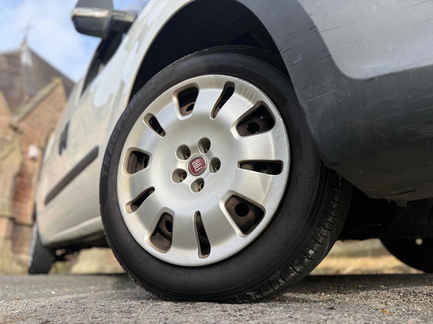 Used Fiat Doblo 2015 for sale - 76769451: Photo 11