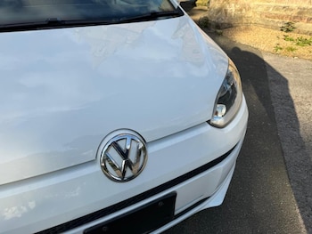 Used Volkswagen up! 2014 for sale - 75925241: Photo
