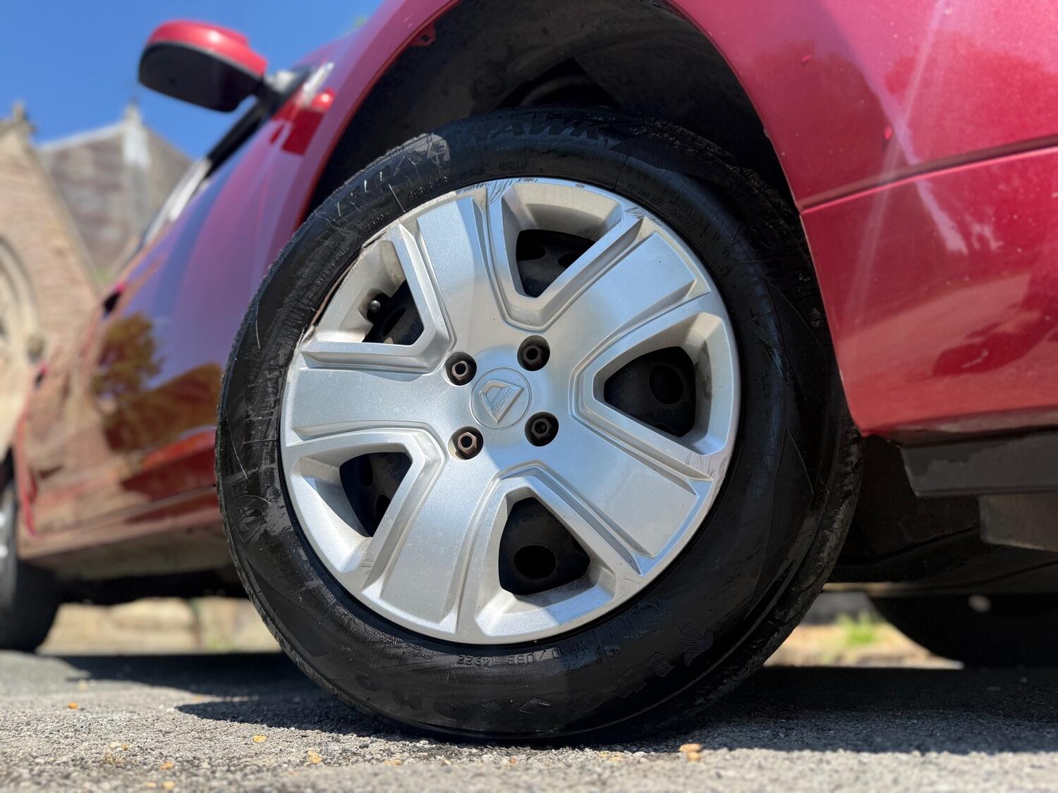 Used Dacia Sandero 2017 for sale - 77019068: Photo 11