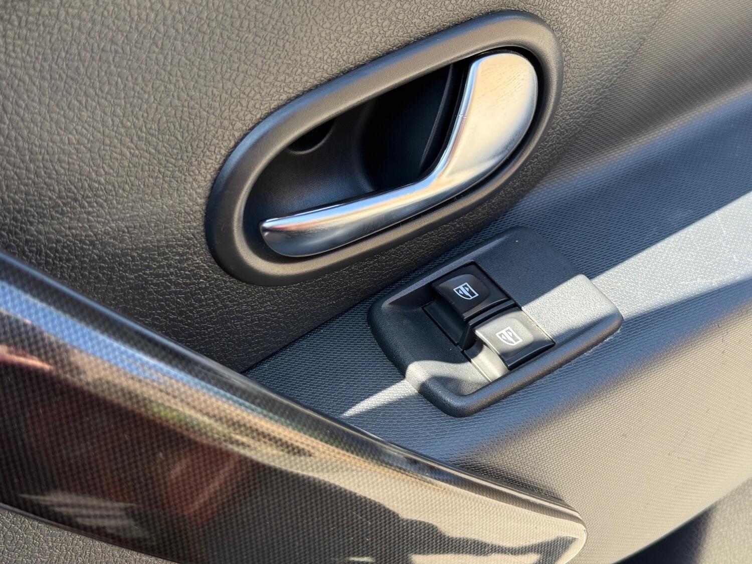 Used Dacia Sandero 2017 for sale - 77019068: Photo 20