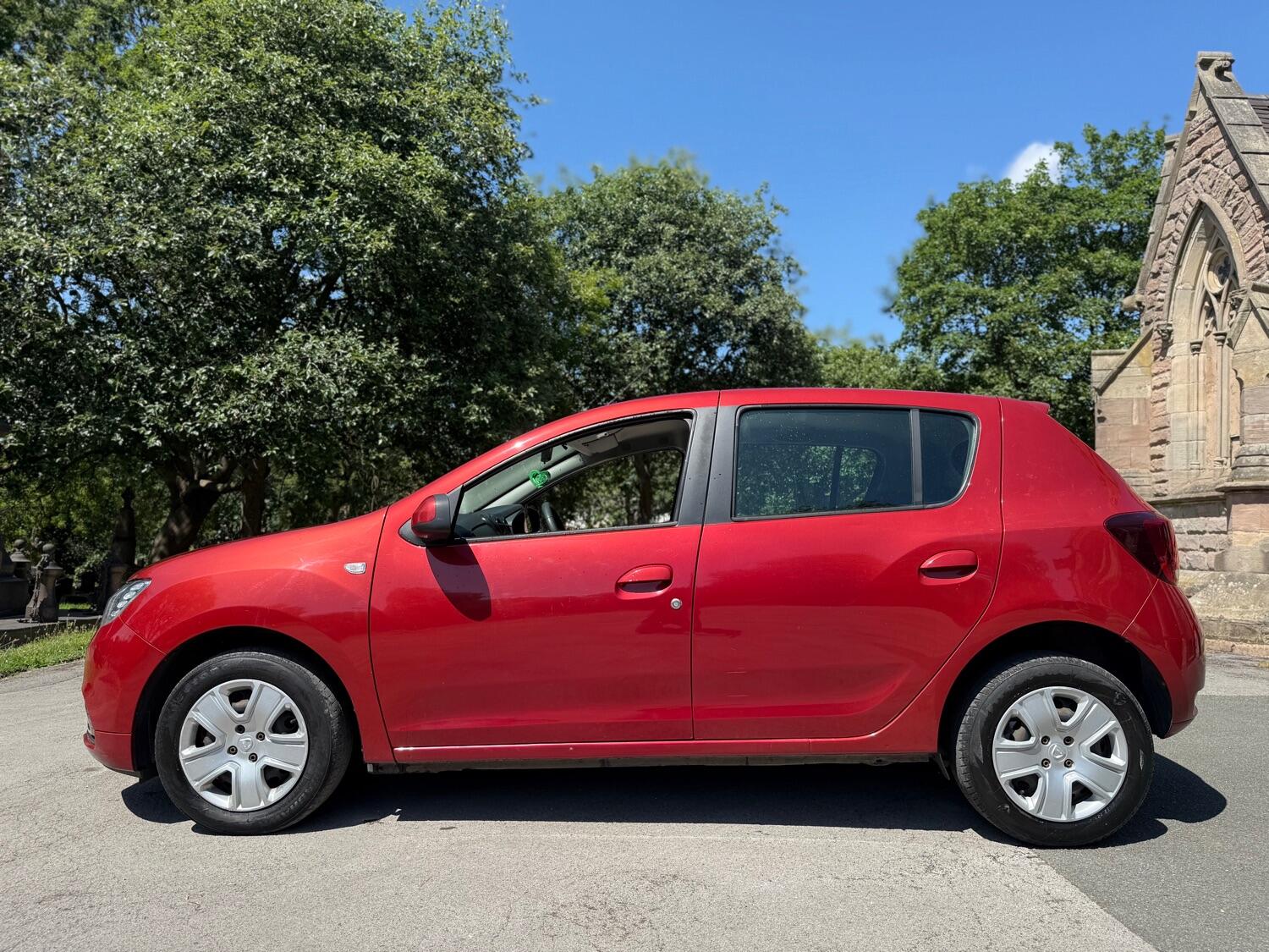 Used Dacia Sandero 2017 for sale - 77019068: Photo 7