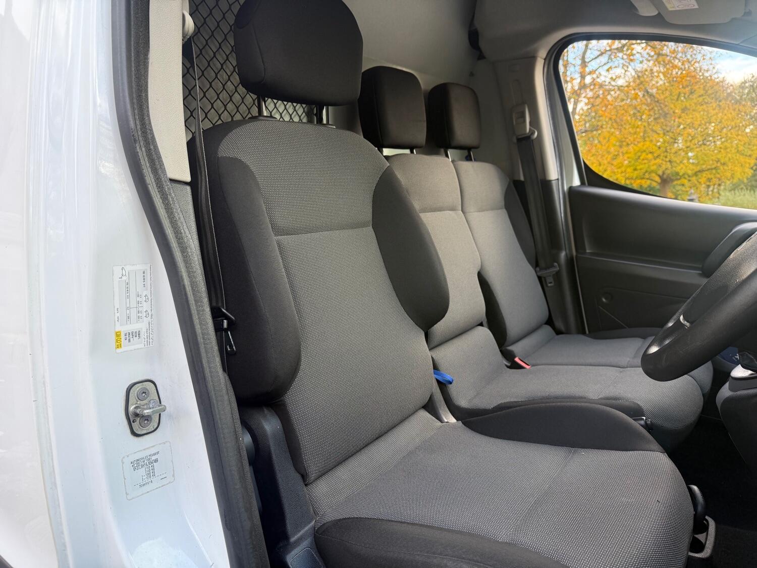 Used Peugeot Partner 2019 for sale - 76380306: Photo 14