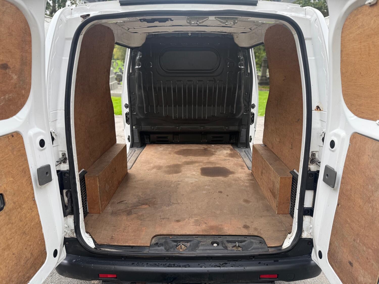 Used Nissan NV200 2013 for sale - 77632519: Photo 12