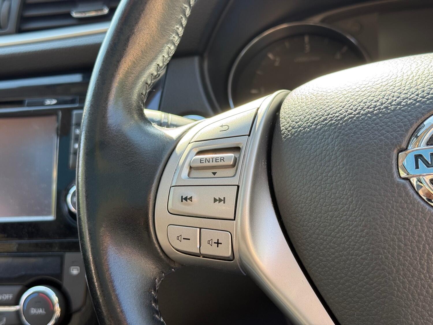 Used Nissan Qashqai 2017 for sale - 76605838: Photo 14