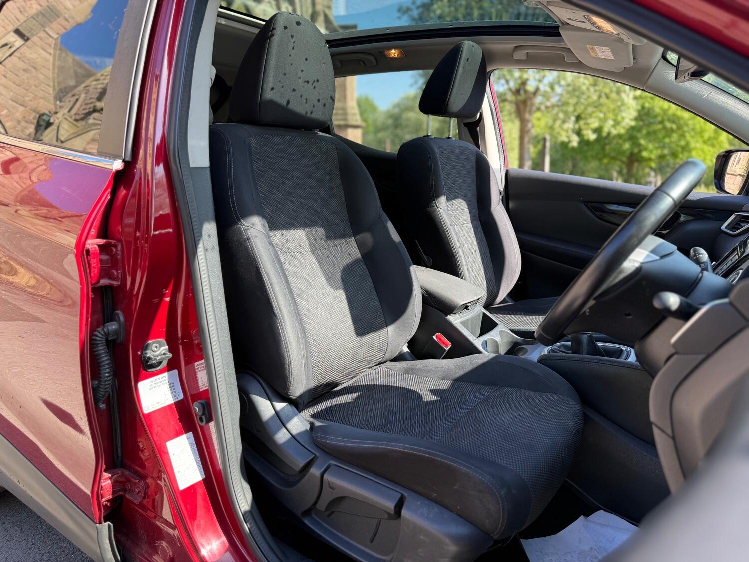 Used Nissan Qashqai 2017 for sale - 76605838: Photo 20