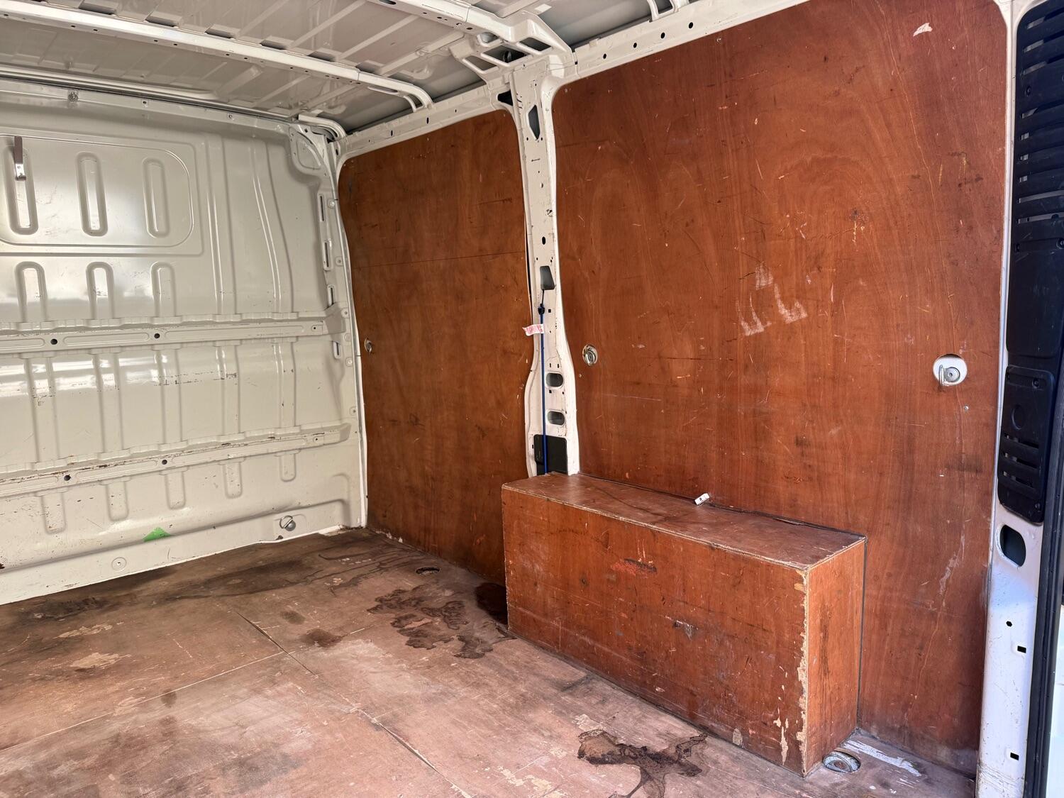 Used Peugeot Boxer 2014 for sale - 76324770: Photo 12