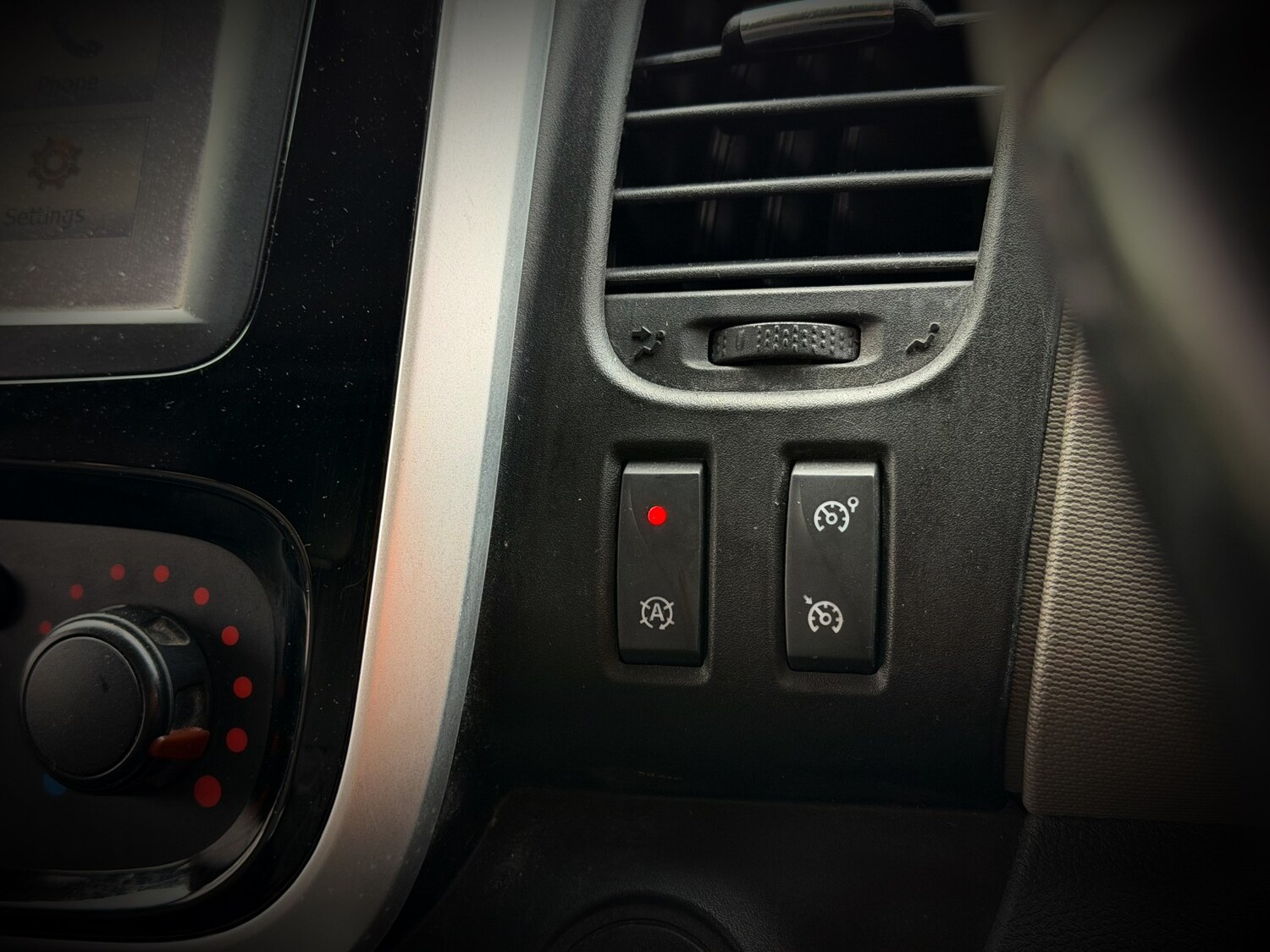 Used Renault Trafic 2017 for sale - 77789342: Photo 33