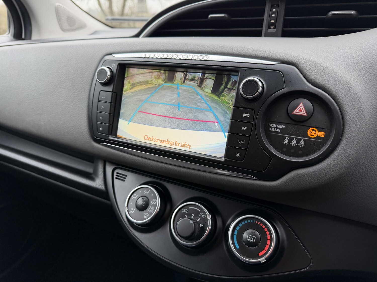 Used Toyota Yaris 2015 for sale - 77578491: Photo 15