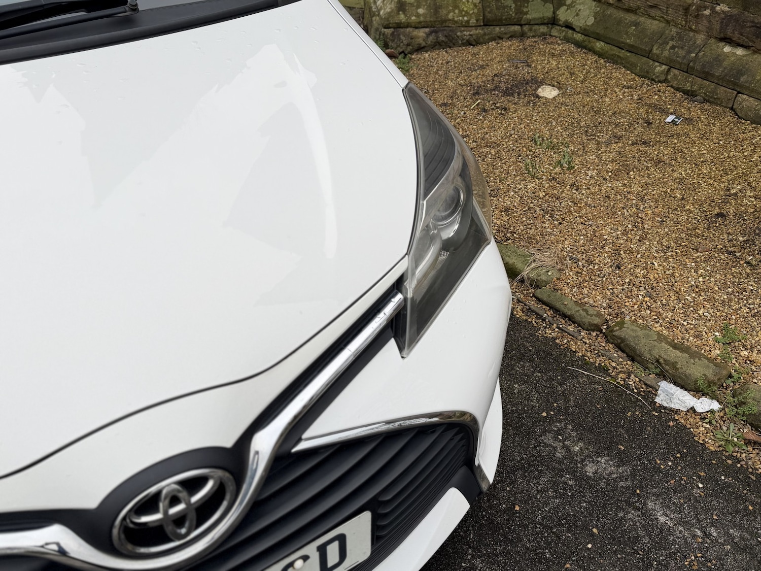 Used Toyota Yaris 2015 for sale - 77578491: Photo 2