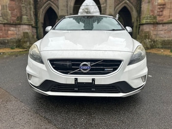 Used Volvo V40 2017 for sale - 78646787: Photo