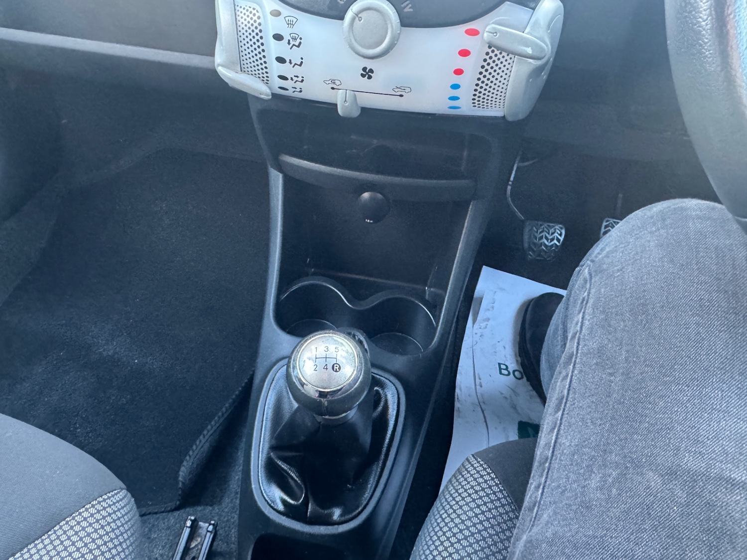 Used Toyota AYGO 2013 for sale - 77234660: Photo 13