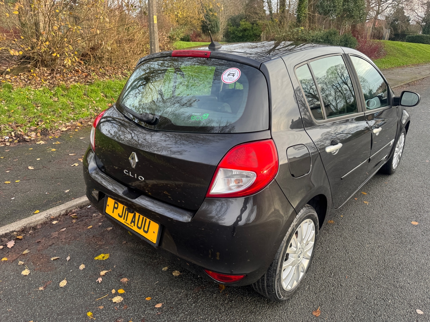 Used Renault Clio 2011 for sale - 76796182: Photo 3