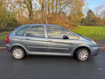 Used Citroen Xsara Picasso 2009 for sale - 76795100: Photo