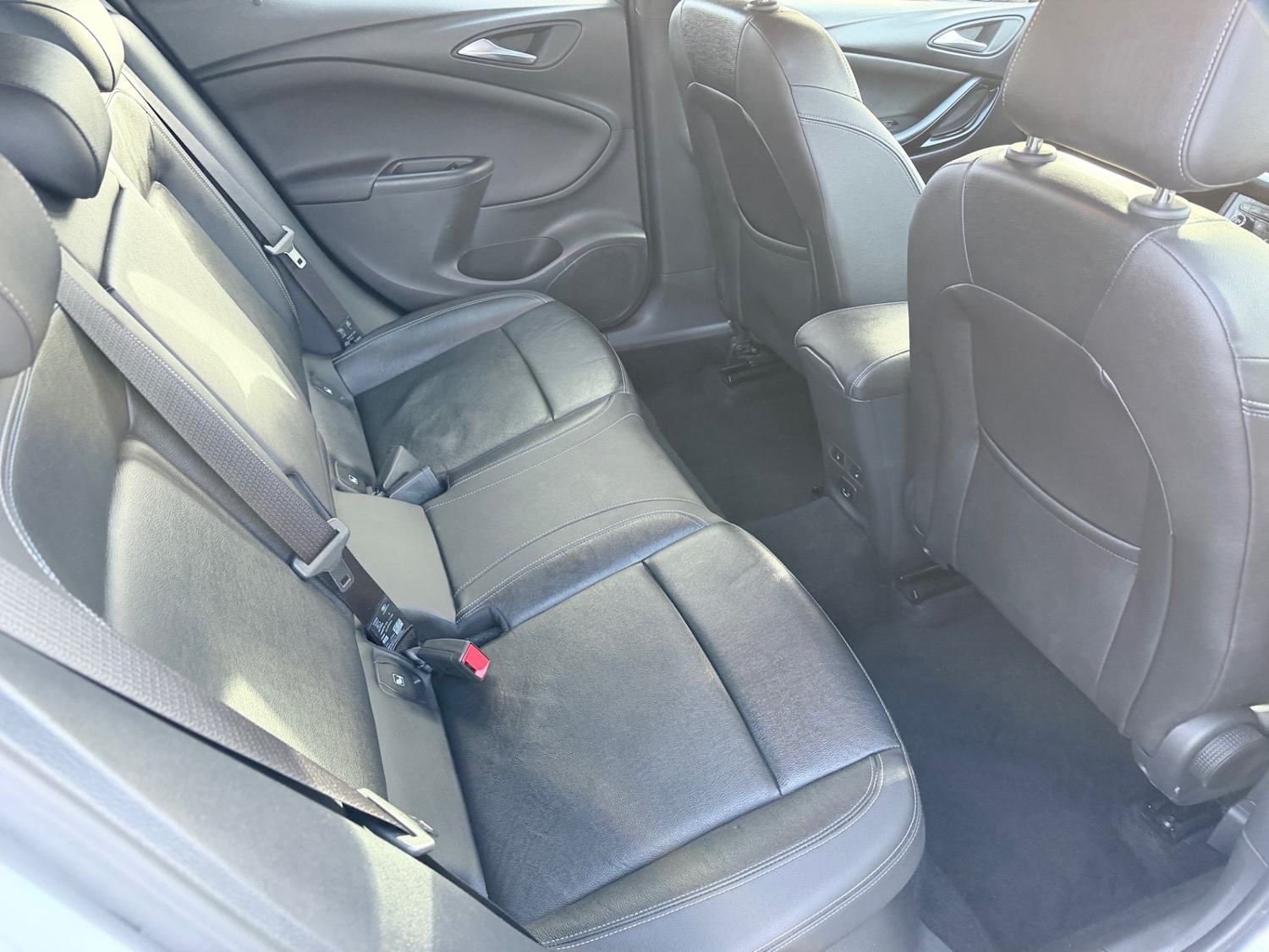 Used Vauxhall Astra 2017 for sale - 78064522: Photo 3