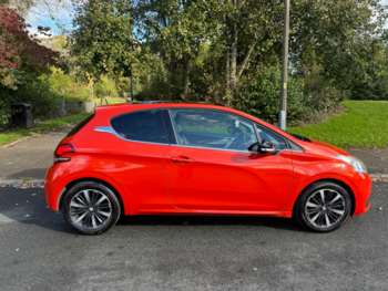 Used Peugeot 208 2015 for sale - 72586953: Photo