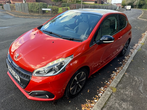 Used Peugeot 208 2015 for sale - 72586953: Photo 8