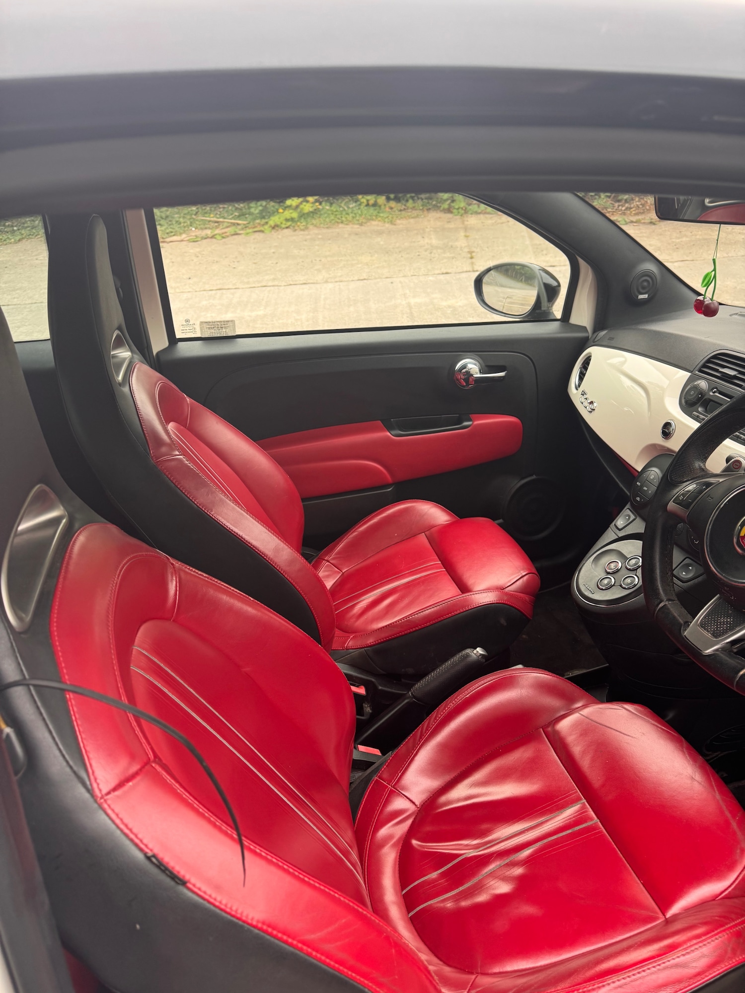 Used Abarth 500 2012 for sale - 78143821: Photo 11