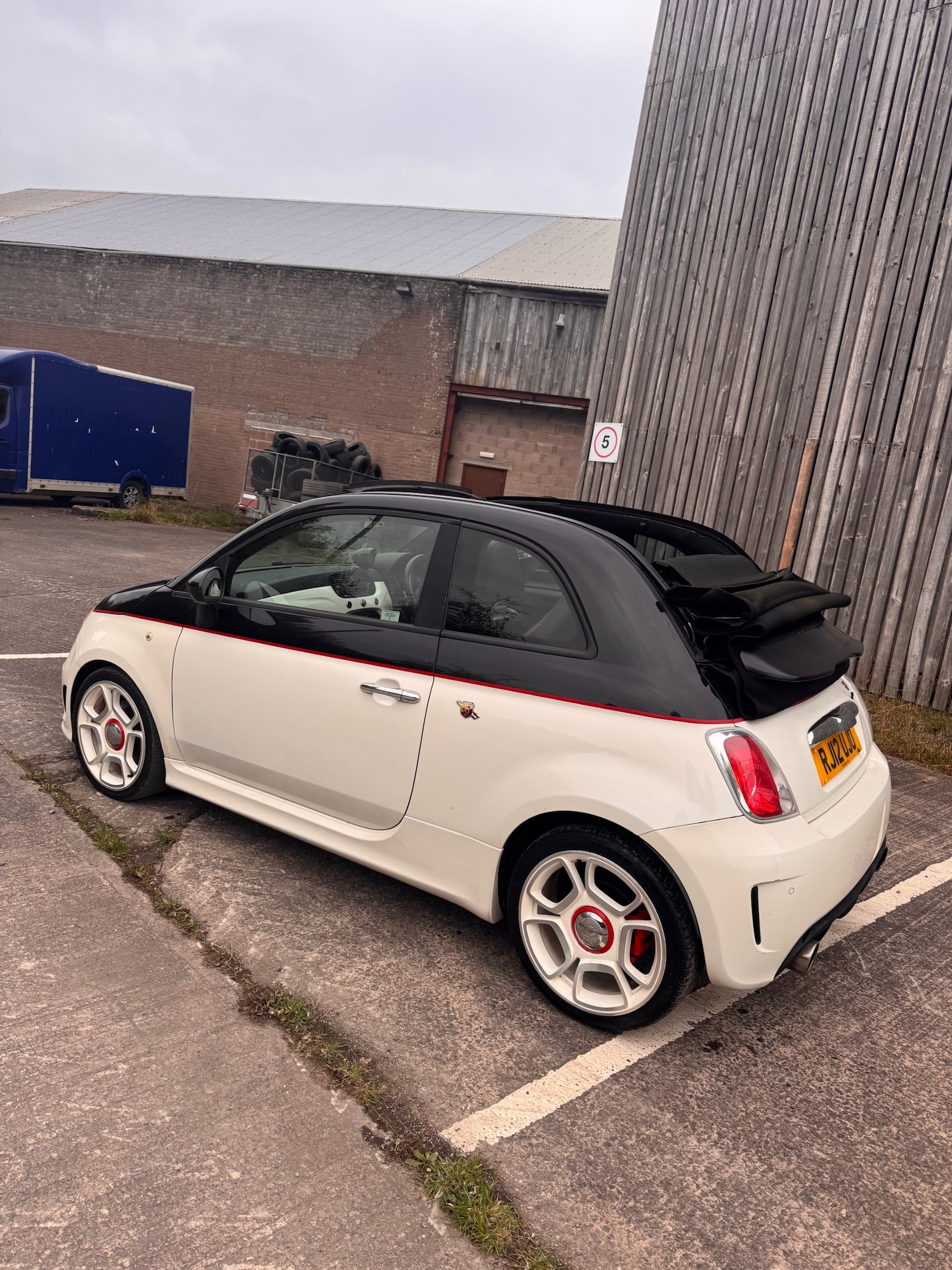 Used Abarth 500 2012 for sale - 78143821: Photo 4