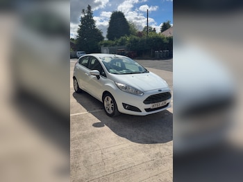 Used Ford Fiesta 2015 for sale - 79581673: Photo