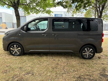 Used Toyota PROACE CITY Verso 2019 for sale - 79394185: Photo