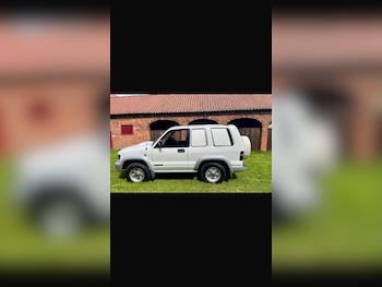 Used Isuzu Trooper 2001 for sale - 78867702: Photo