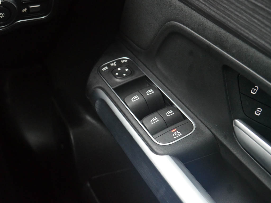 Used Mercedes-Benz EQB 2025 for sale - 77532897: Photo 14