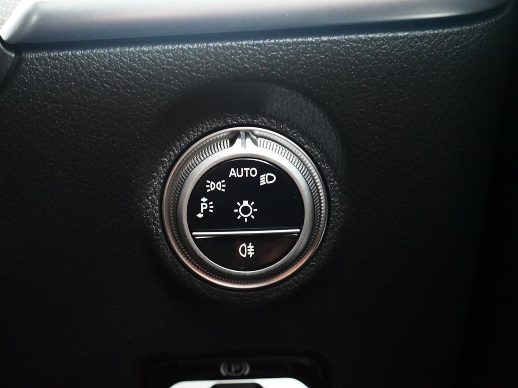 Used Mercedes-Benz C Class 2025 for sale - 76681535: Photo 15