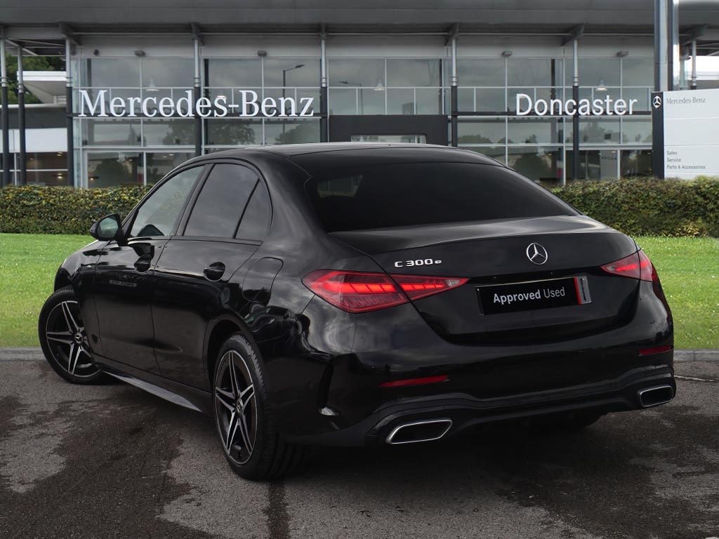 Used Mercedes-Benz C Class 2025 for sale - 76681535: Photo 2