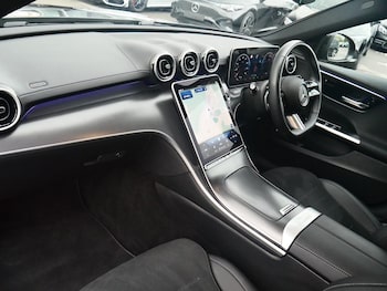 2025 (25) - C300e Urban Edition 4dr 9G-Tronic