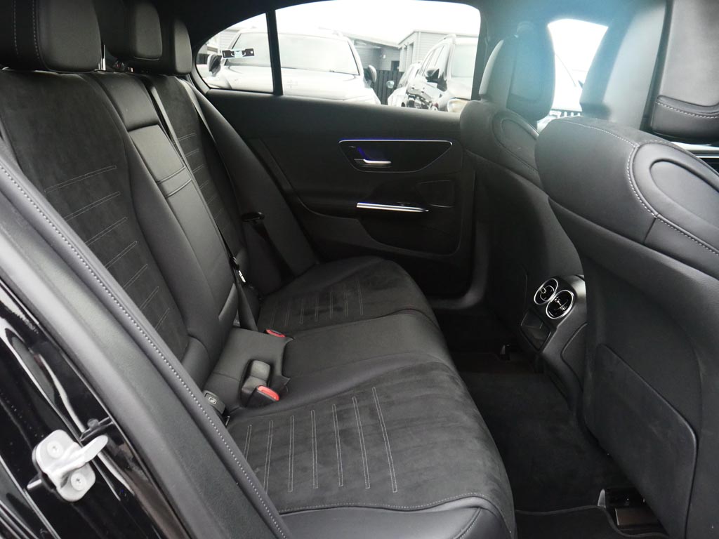 Used Mercedes-Benz C Class 2025 for sale - 76681535: Photo 8