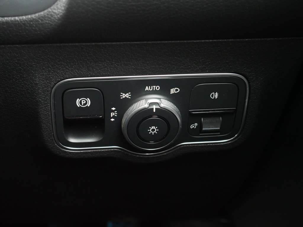 Used Mercedes-Benz EQB 2025 for sale - 78015199: Photo 15